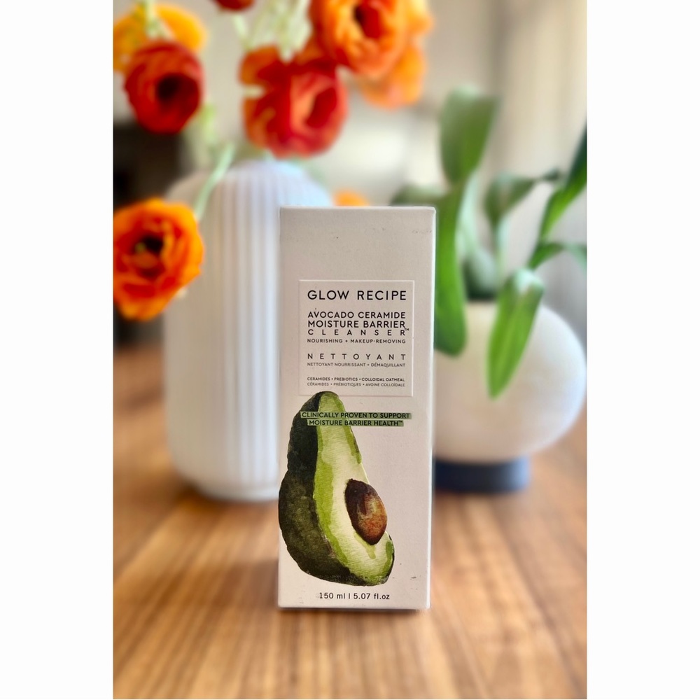 NWT Glow Recipe Avocado Ceramide Moisture Barrier Cleanser